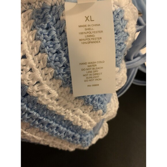 Chelsea And Violet Size XL Swim Top Crochet Blue White Lined Padded NWT - Picture 4 of 6